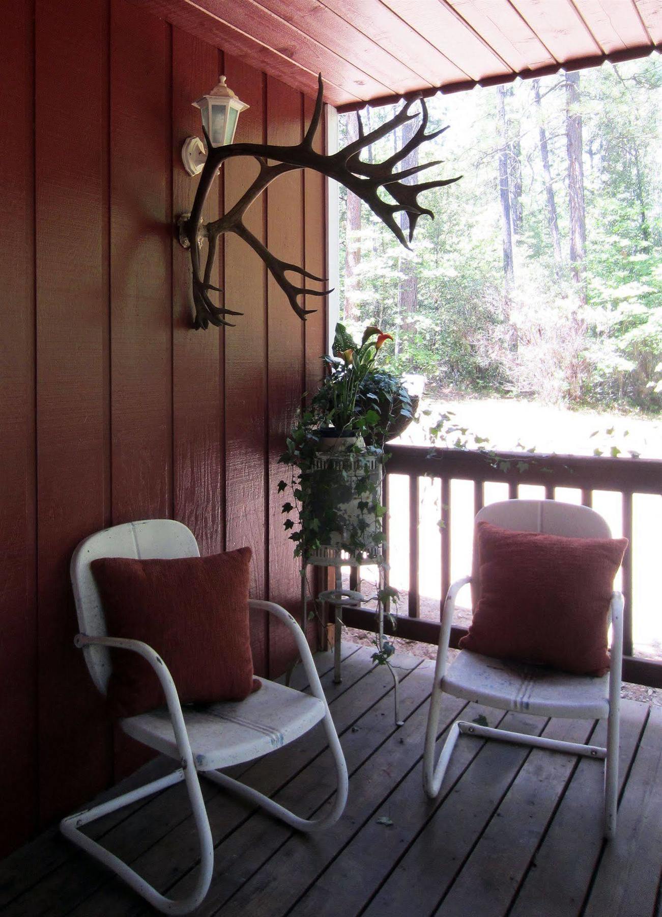The Red Rooster Lodge Coulterville Exteriör bild